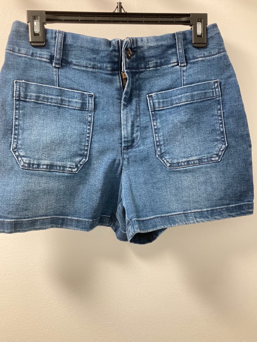 NWT Bagatelle Collection Stretch Denim Shorts Blue Size 4/36
